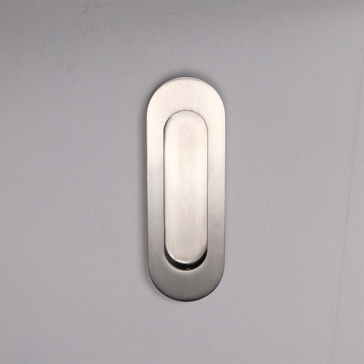 120 X 40mm Radius Oval Flush Pull Lemaar